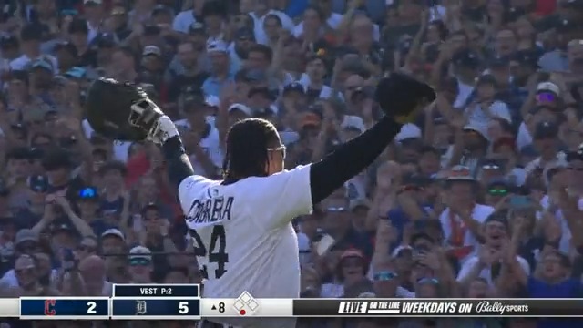 Playing with joy to the very end. #GraciasMiggy