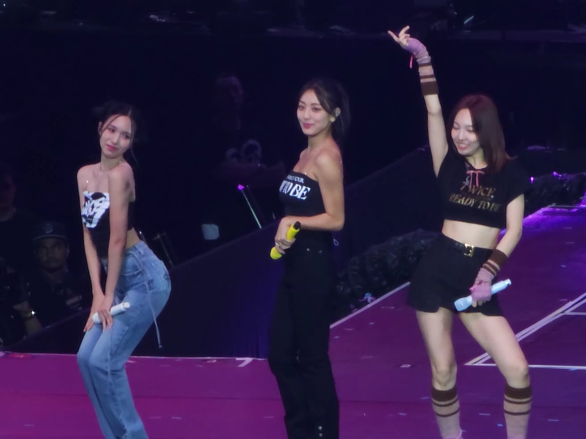 MINA JIHYO NAYEON HOT GIRLS TRIO 🔥