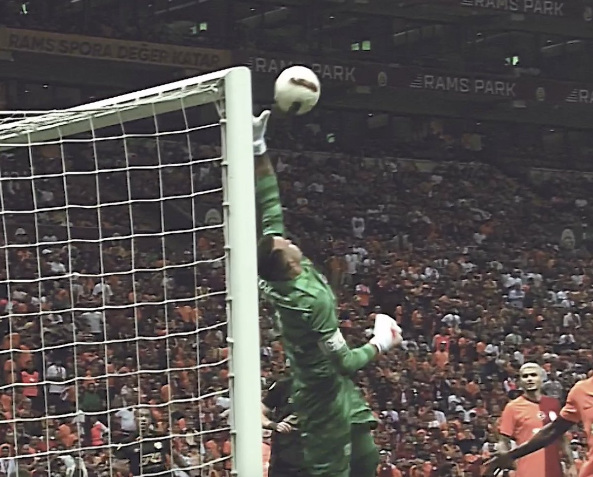 Kaptan uçuşta! 🧤