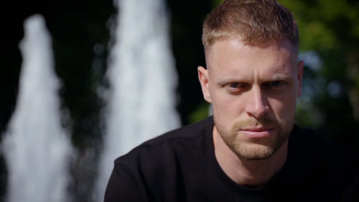 När Malkolm Nilsson Säfqvist byttes ut mot Varbergs BoIS kulminerade en längre tids kamp mot psykisk ohälsa, en kamp som omgivningen inte kände till. Pär Hansson träffade HBK-målvakten som nu väljer att tala ut om sin tuffa väg tillbaka till elitfotbollen.