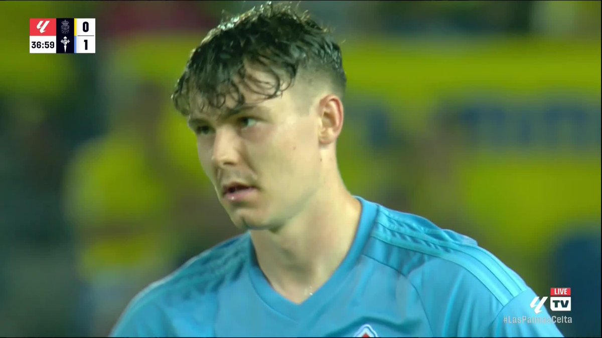 The VAR disallowed this goal in LaLiga tonight. Celta Vigo lost 2-1 to Las Palmas and had this ruled out for a shirt pull. Add it to the list.
