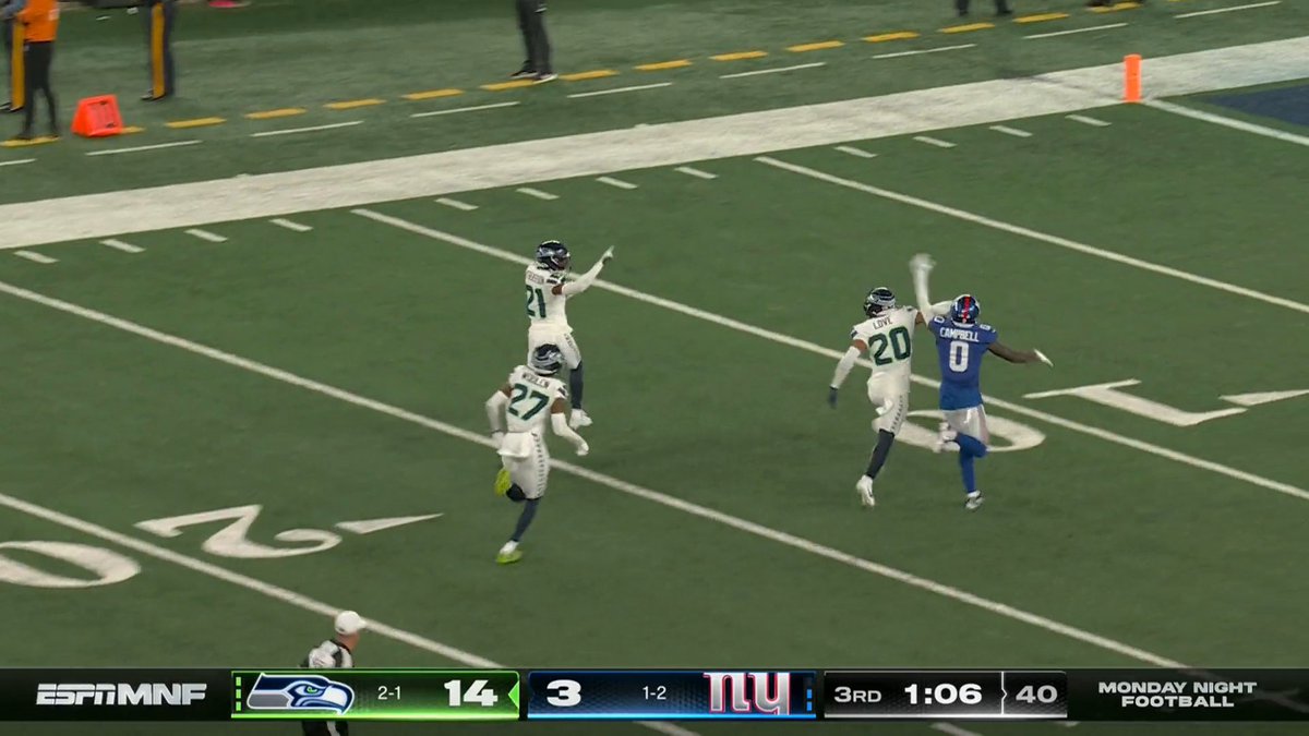 DEVON WITHERSPOON PICK-SIX The No. 5 overall pick is having a big night for the Seahawks 🍿