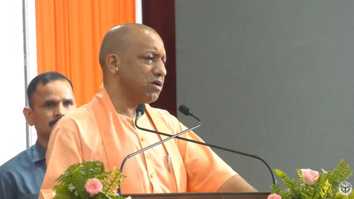 सभी लोग अपनी-अपनी जिम्मेदारियों का निर्वहन कर लें तो असाध्य सी कही जाने वाली बीमारी को भी समाप्त होने में समय नहीं लगता। इंसेफेलाइटिस का उदाहरण हम सबके सामने है...