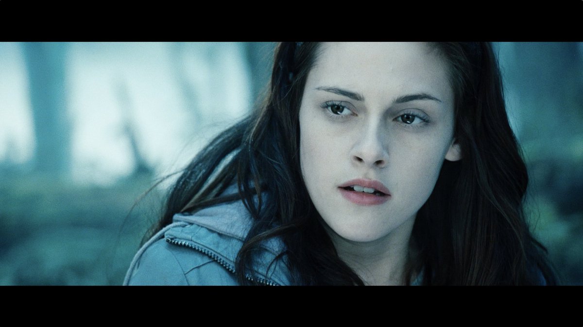happy Twilight season! the 15th anniversary of the first film is less than two months away, and we're starting the celebrations early on October 17 with the release of the special Twilight: The Complete Saga anniversary collection. stay tuned for more, loca! #Twilight15