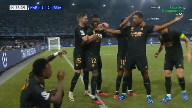 Hace lo que quiere. Bellingham se mete el partido en el bolsillo. #UCL #LaCasaDelFútbol