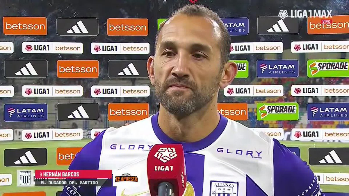 👀 Hernán Barcos a sus críticos: "Mucha gente no creía que íbamos a ganar. Con 39 años, que está viejo, que no le da para jugar en altura. Ahí está, 90 minutos y dos goles" #Binacional 1-2 #AlianzaLima 📲 Suscríbete: #Liga1Betsson #UnaLigaParaTodos