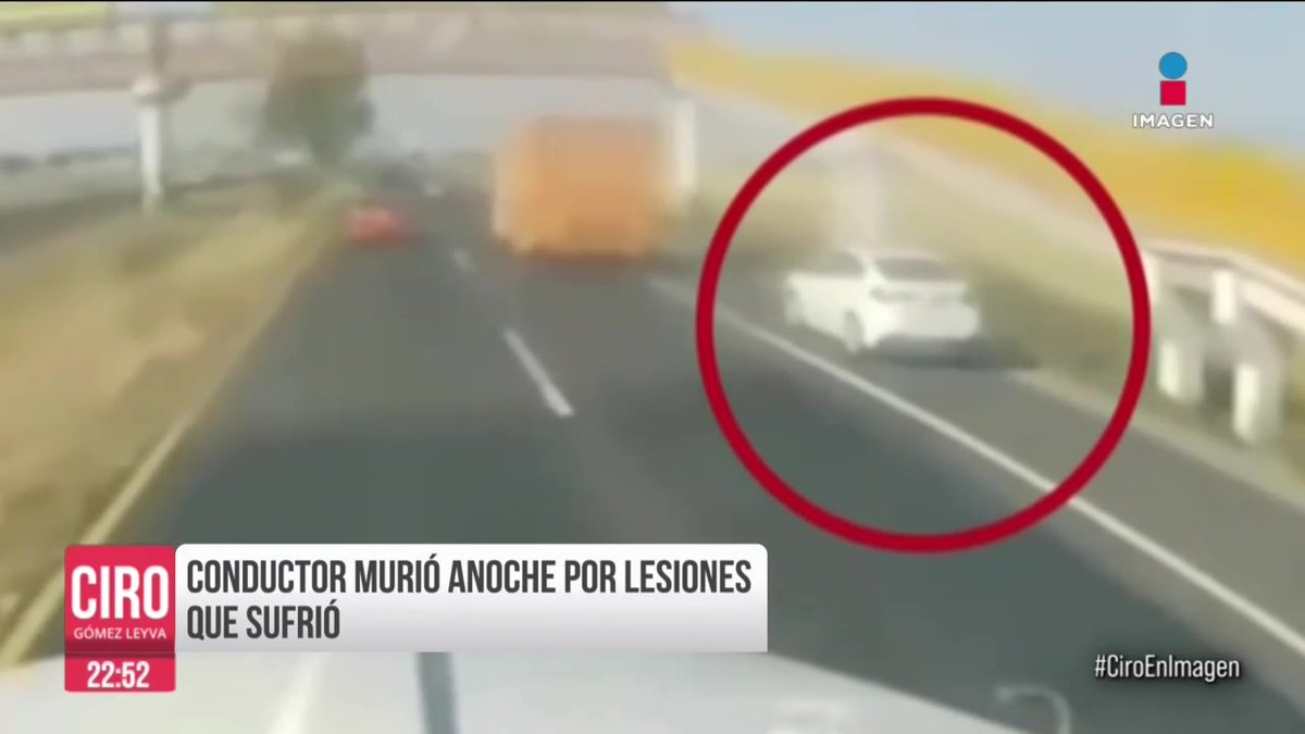 Murió en el hospital el conductor de un auto blanco que, al intentar rebasar por la derecha, chocó contra una pipa en la autopista México-Pachuca. El conductor de la pipa se reportó estable, pero está detenido por la Procuraduría de #Hidalgo: