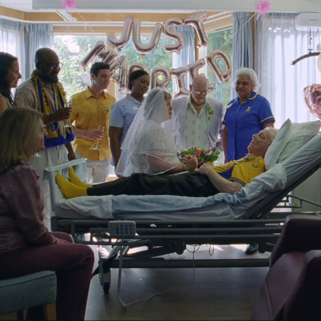 Every day and every night. In homes and in hospices. We give everything for those reaching the end of their lives. 💛 From the time you find out you’re dying, until your very last moments, we listen to what matters to you. Whatever the illness, we're with you to the end.