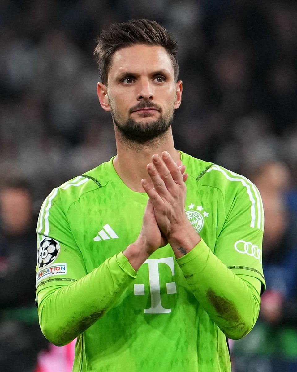 Was für eine Ulle-Parade gestern in der Nachspielzeit (90'+5) 😯😯 #FCBayern #UCL #Ulreich