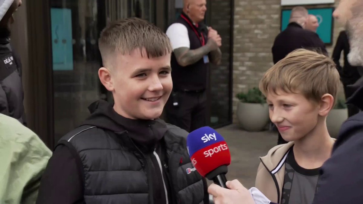 “Dan Burn is going to have [Kylian] Mbappé on legs.” This young Newcastle fan is confident ahead of the game against PSG tonight 😁👀