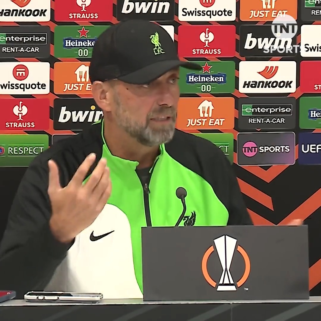"I think the only outcome should be a replay. That's how it is, probably will not happen." Jurgen Klopp on the VAR mistake that disallowed Luis Diaz's goal vs Tottenham 🗣️