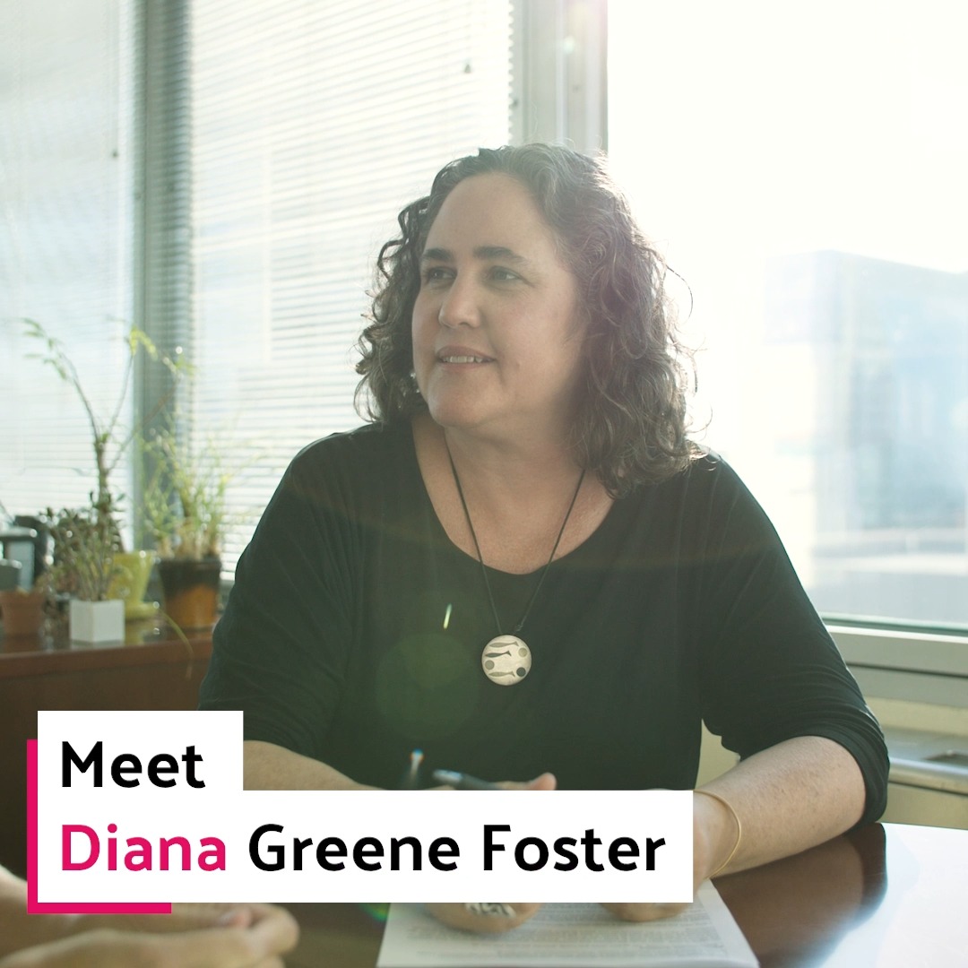 Diana Greene Foster (Diana Foster) is a demographer, reproductive health researcher, and 2023 MacArthur Fellow investigating how reproductive healthcare practices impact an individual’s well-being. #MacFellow Explore her work and all the 2023 Fellows!