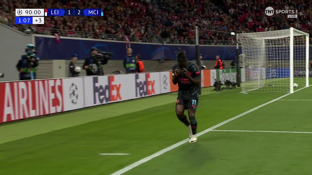 Absolutely clinical on the counter ❄️ Jeremy Doku hits the Griddy after scoring his first-ever Champions League goal 😎 #UCL