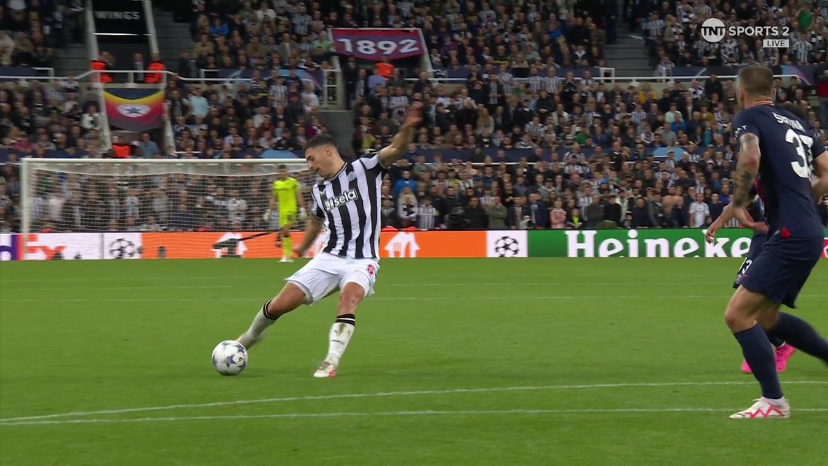 THAT IS HOW YOU ROUND IT OFF! 💥 Fabian Schär. Simply INCREDIBLE 🤯 #UCL