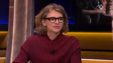 .Teun Toebes woont op een gesloten dementieafdeling en maakte een film over hoe hun zorg beter kan. “We moeten mensen met dementie niet wegzetten als zieken, maar we moeten uitgaan van wat ze nog kunnen en willen.” #Op1 #MAX