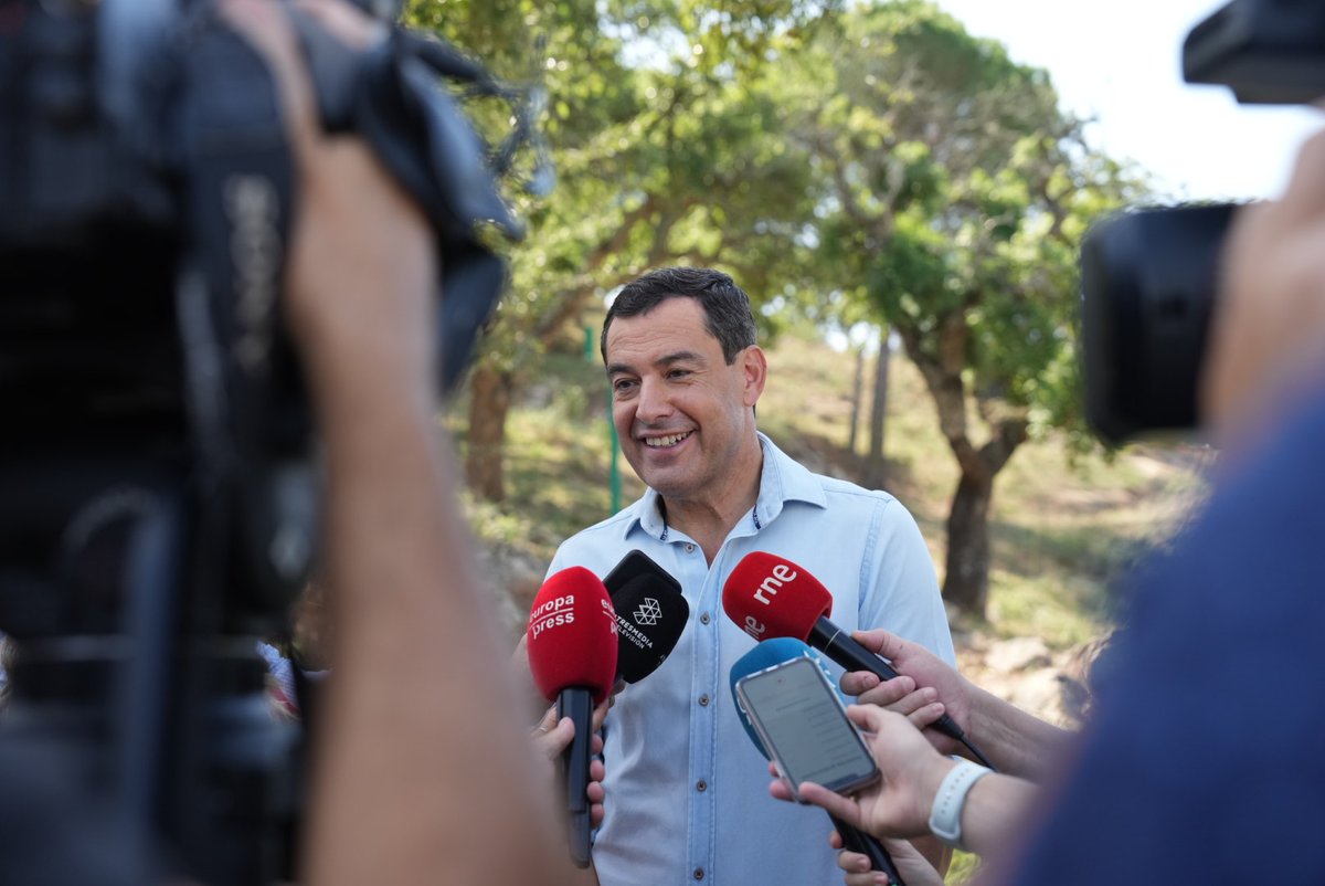 Estamos preparados para el Mundial 2030. #Andalucía tiene las ganas y las infraestructuras necesarias para tener un papel protagonista. Nos ponemos a disposición de la RFEF. Hemos demostrado ya nuestra capacidad para organizar eventos deportivos de élite internacional.
