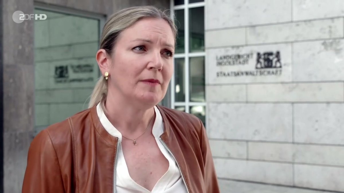 Was ist los bei der AFD? Parteichefin Weidel soll sich wegen angeblicher Bedrohungslage an einen sicheren Ort begeben haben, wurde dann aber auf Mallorca gesehen, #AfD-Co-Chef #Chrupalla lag im Krankenhaus – nach AfD-Aussagen nach einem „tätlichen Übergriff“.
