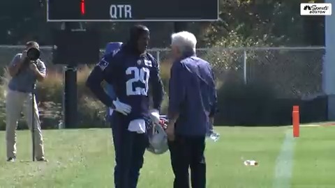 Patriots owner Robert Kraft welcoming back JC Jackson wearing number 29 at practice
