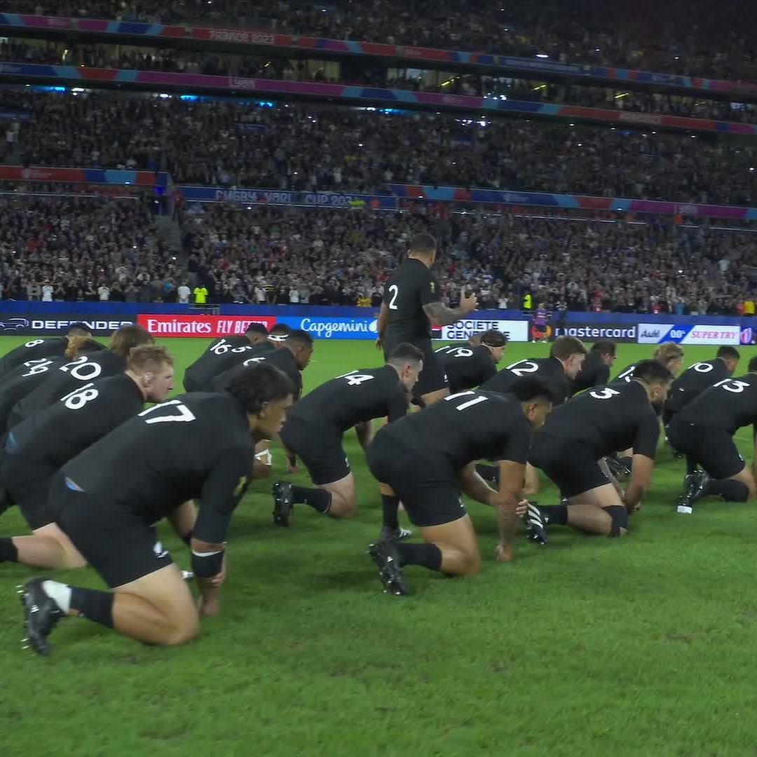 That haka was spine-tingling! 👏🇳🇿 #RWC2023 | #NZLvURU