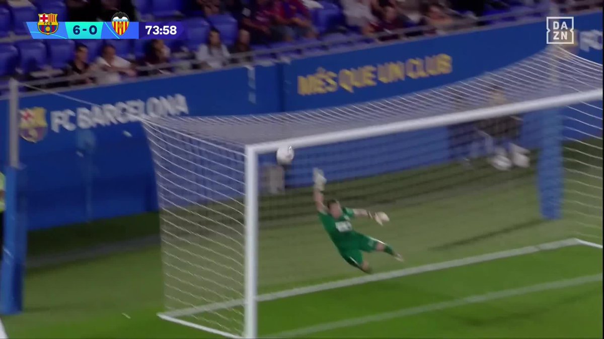🤯 Qué absoluto GOLAZO de Marta Torrejón para hacer el sexto del Barça de falta directa