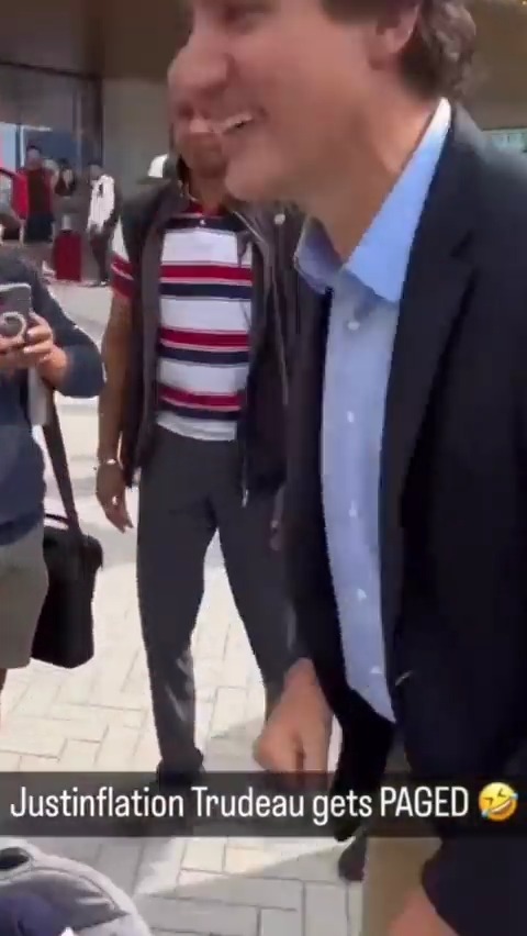 A man just slammed Trudeau right to his face: “I’m not shaking your hand, you’re a piece of 💩. You f’d up the entire country! Can anybody afford a home? You’re charging people Carbon taxes while you have NINE V8s idling!” 🔥🔥🔥🔥🔥