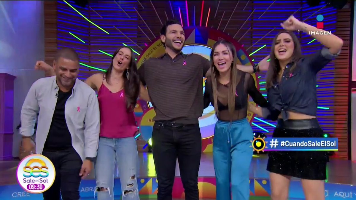 ¡Ya es viernes, raza! ¿Están listos para el fin de semana? #CuandoSaleElSol doy las gracias por tener salud. Sintoniza ya el 3.1 de tu televisor. Paulina Mercado Jean Duverger Gabriela Diazinfante Rafael Oropeza #SES #SaleElSol🌞: