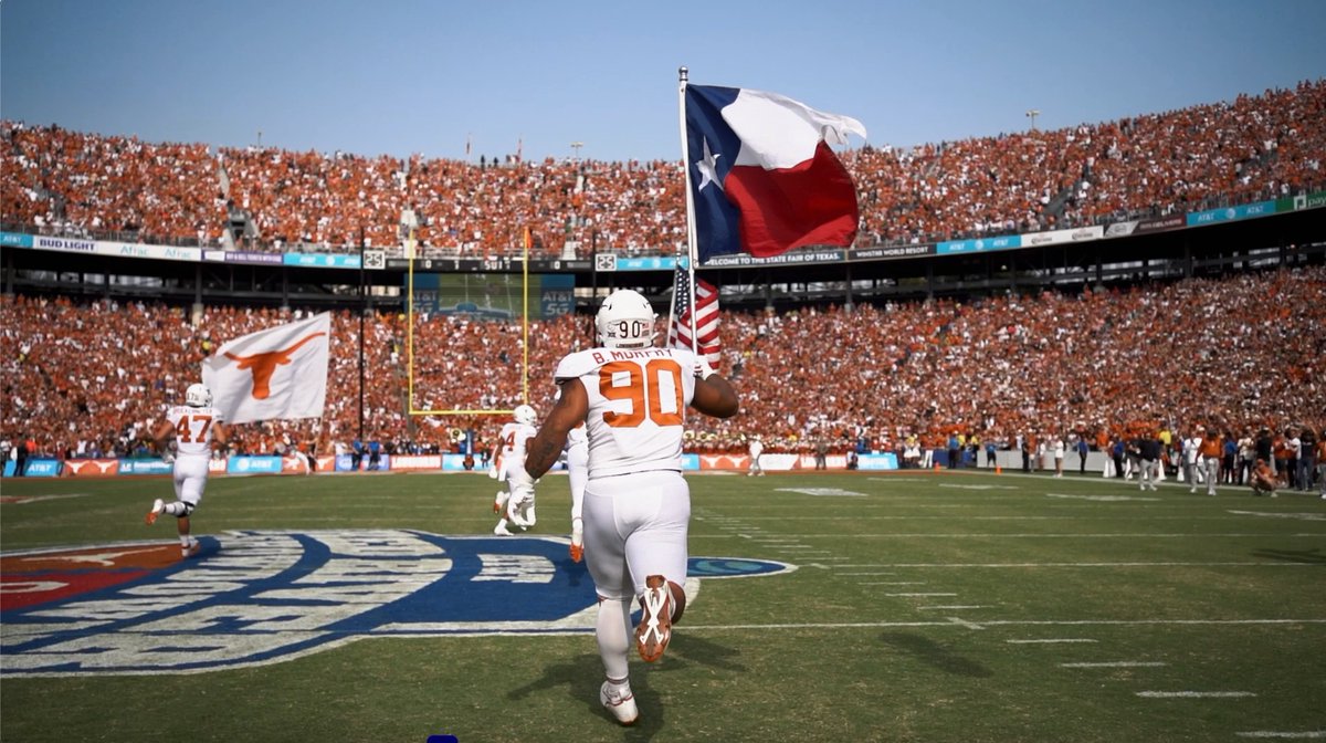 Texas. OU. A rivalry like no other 🤘 🎙️ Glen Powell