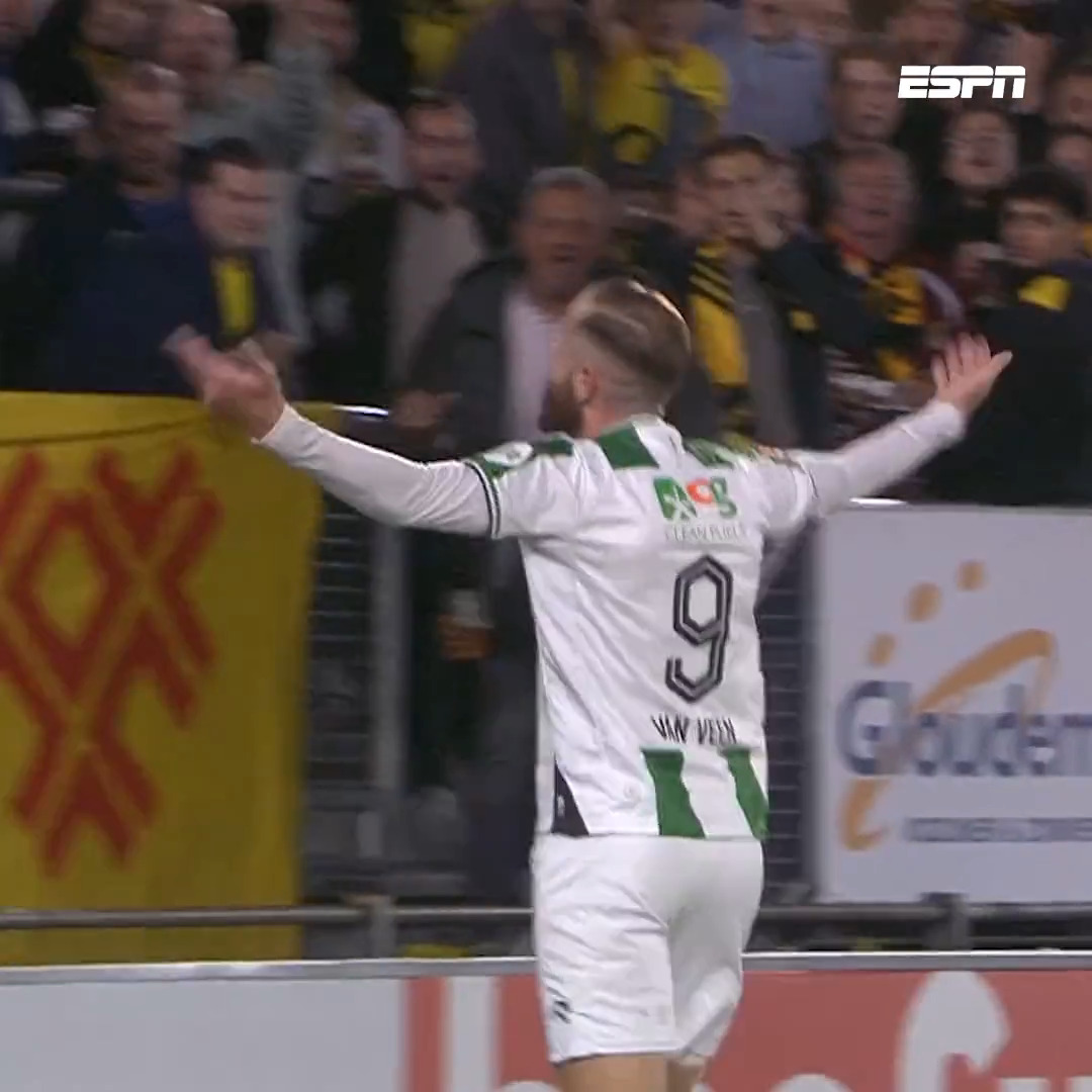 🚀 Kevin van Veen schiet vrije trap snoeihard raak! 😱 #nacgro