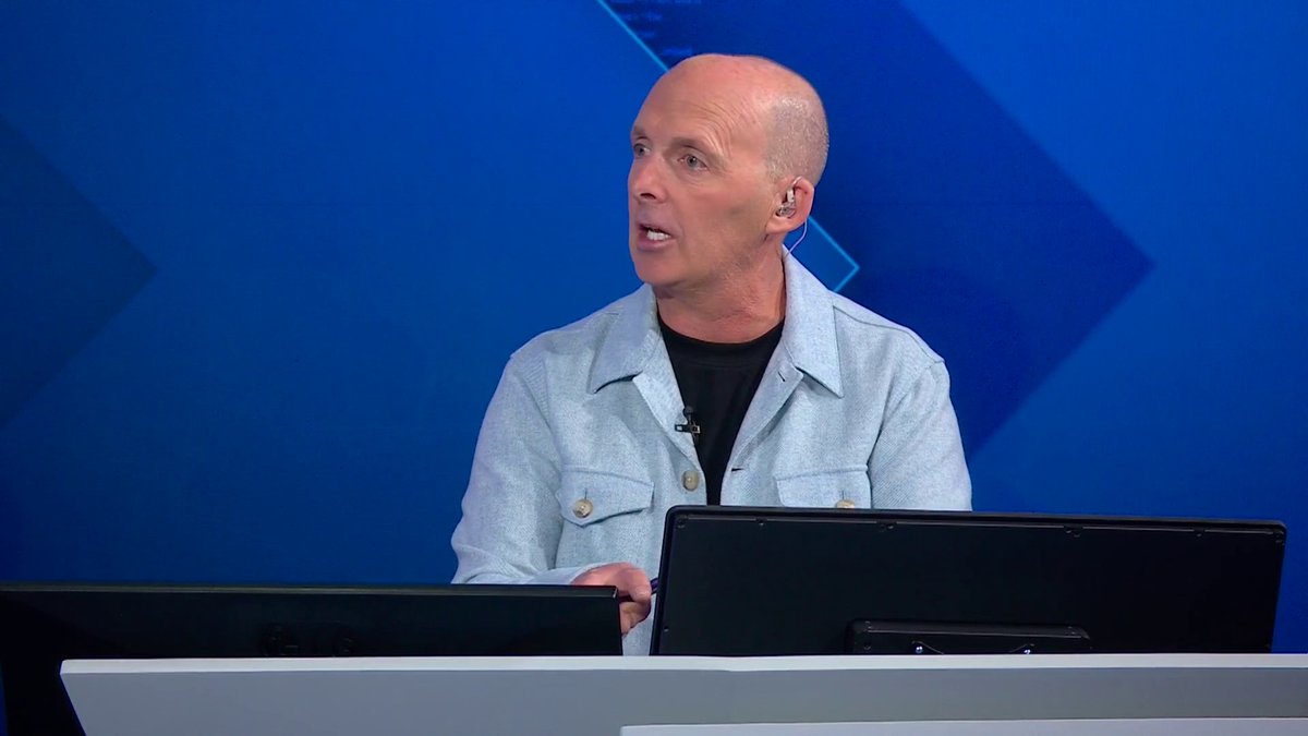 "What's the point in having it then if it's the wrong decision?" The Soccer Saturday panel debate VAR protocol 💬