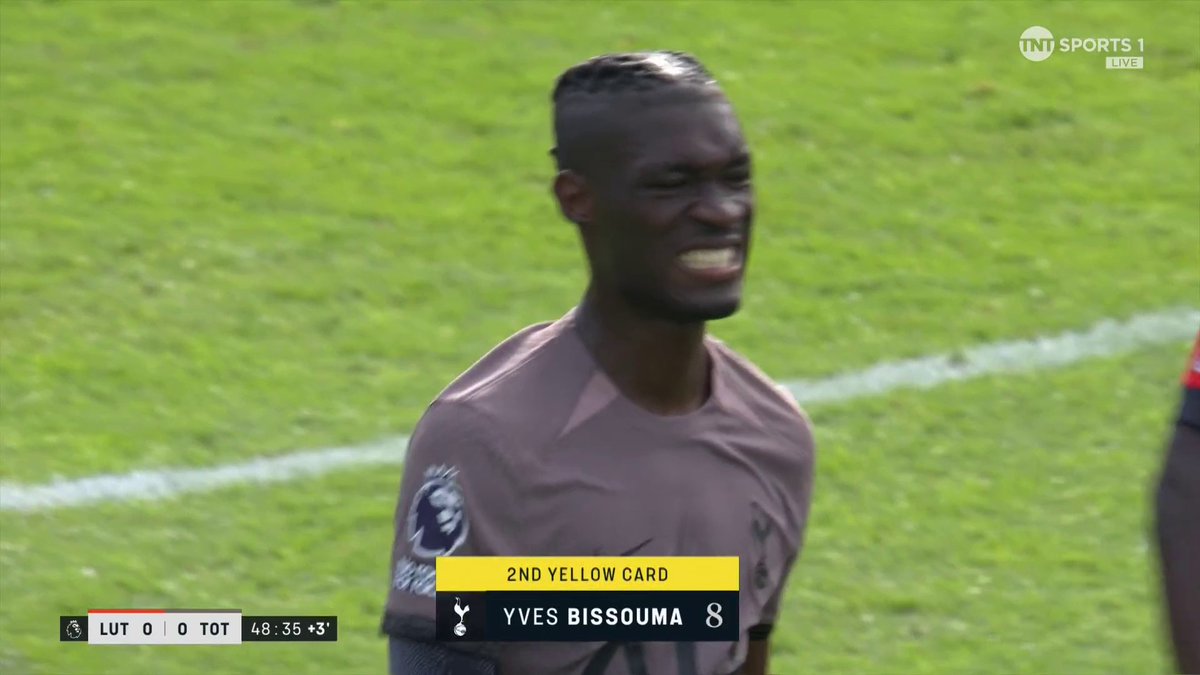 Nightmare for Spurs! 🟥 Despite a dominant first-half display, they will play the second 45 minutes with 10 men as Yves Bissouma is given a second yellow for a dive...