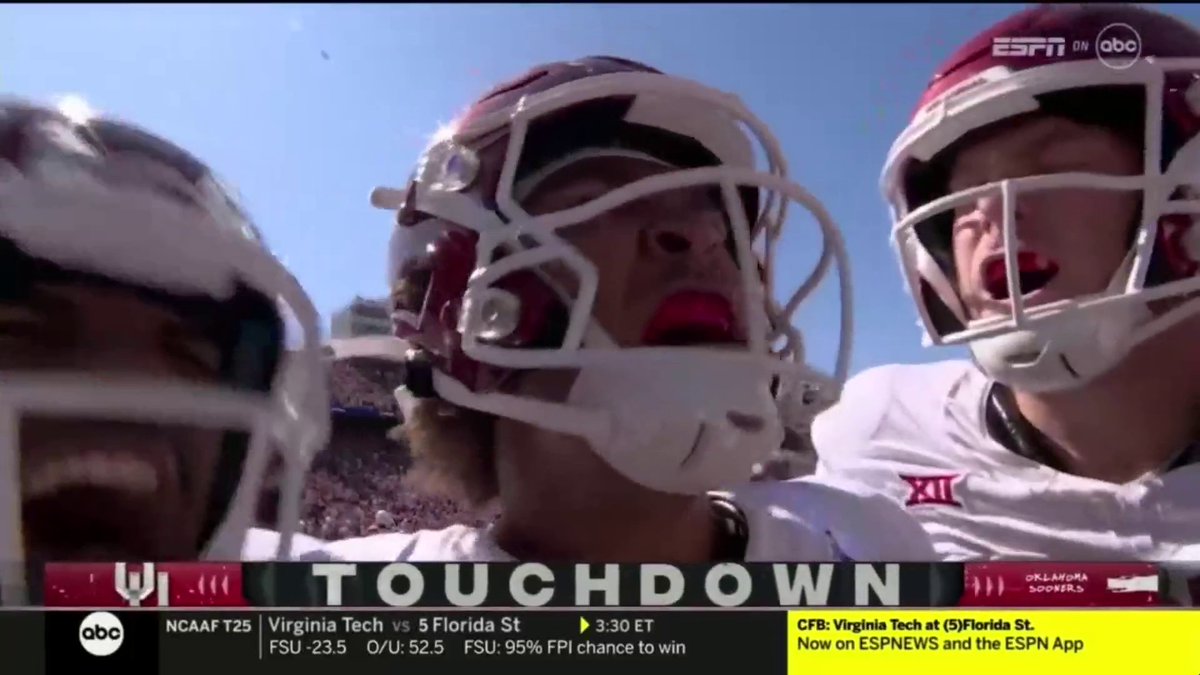 OH MY 😱 ABSOLUTE MADNESS ‼️ OKLAHOMA SEALED THE WIN OVER TEXAS WITH THIS PLAY 🔒⬇️