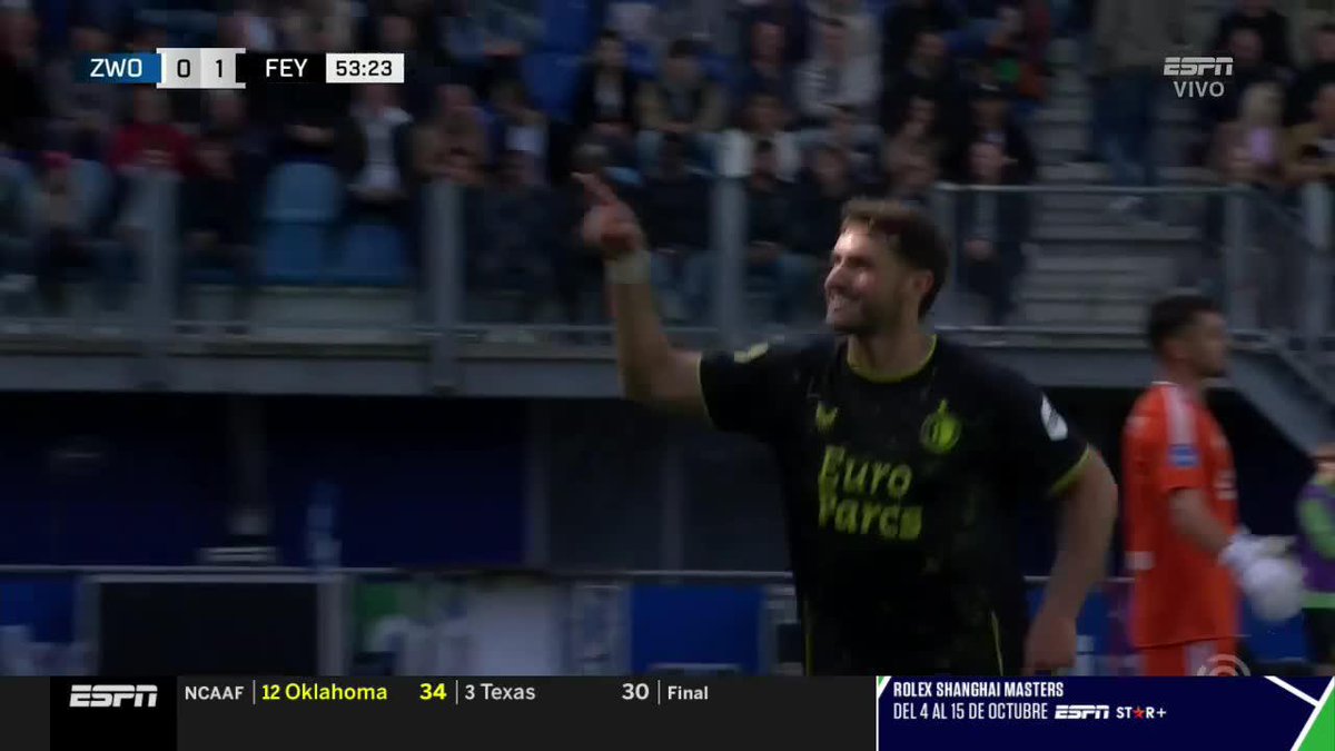 🇲🇽 ¡DOBLETE! 🇲🇽 🇲🇽 ¡DOBLETE! 🇲🇽 🇲🇽 ¡DOBLETE! 🇲🇽 SANTI GIMÉNEZ LA PRENDE DE VOLEA Y DEJA AL PORTERO INMÓVIL 😍😍😍😍😍😍 Mira su paso en Eredivisie en #ESPNenStarPlus