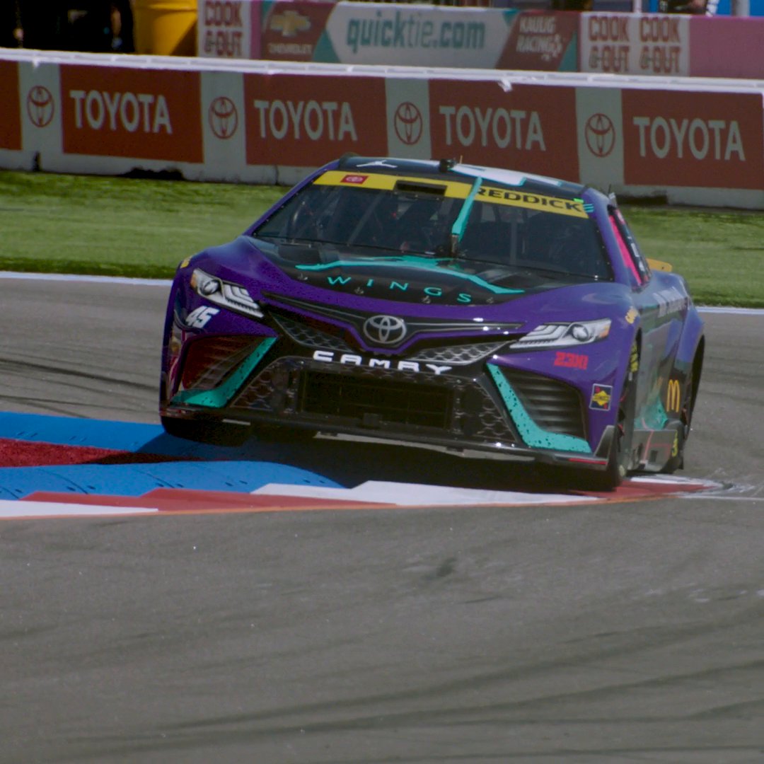 Starting P1 makes that #NASCARPlayoffs deficit look a lot smaller for Tyler Reddick.
