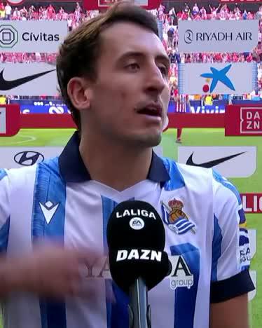 "Vivimos en un fútbol en el que se sacan comunicados extradeportivos que no ayudan a los árbitros y luego pasan cosas así..." 💥 Mikel Oyarzabal lanza una indirecta después de la derrota ante el Atlético de Madrid #LALIGAenDAZN ⚽