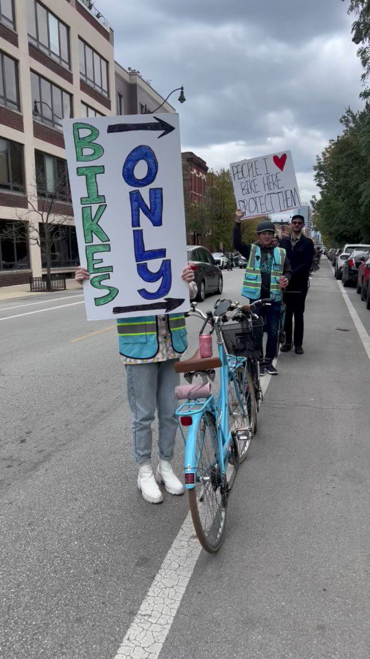 Today we showed out and built a massive display of protection for cyclists on Halsted. Biking on Halsted — and everywhere else in Chicago — should be this safe every single day. You deserve better streets. #SafeStreetsForAll