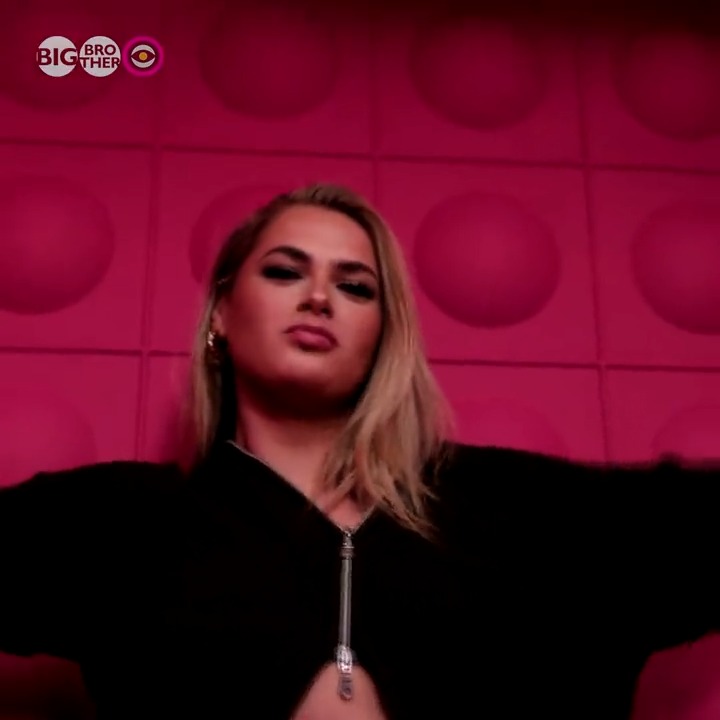 Hallie might be 18, but she's not about to be the baby of the House #BBUK