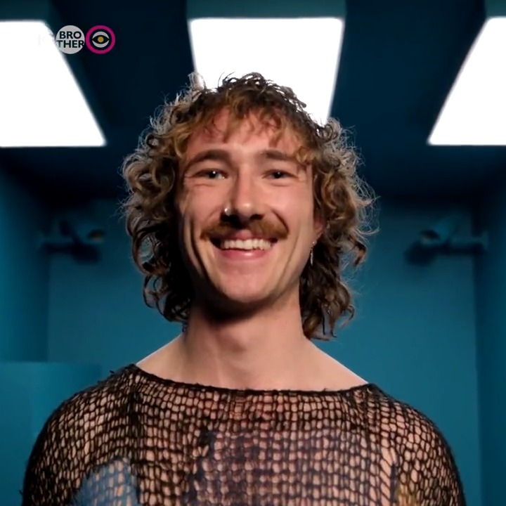 A doctor, a hippie, and now a Housemate... Matty, everyone! #BBUK