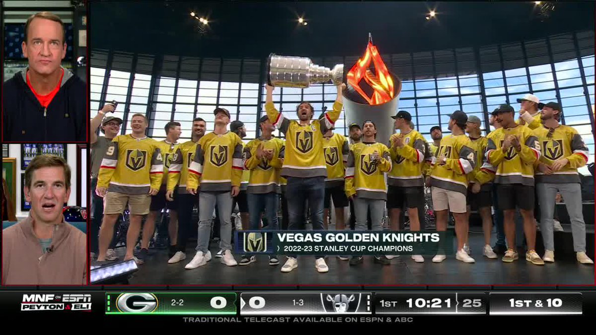 Turns out Peyton and Eli have both drank out of the Stanley Cup 🍺😂