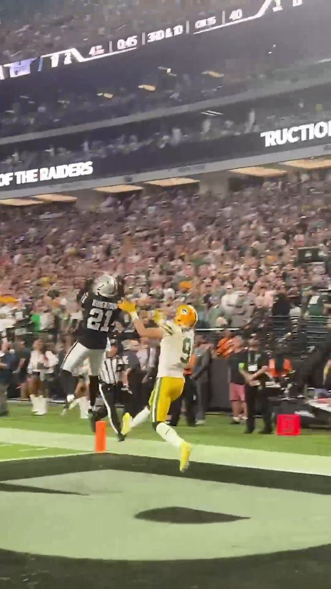 RAIDERS PICK OFF JORDAN LOVE TO WIN IT 🔥