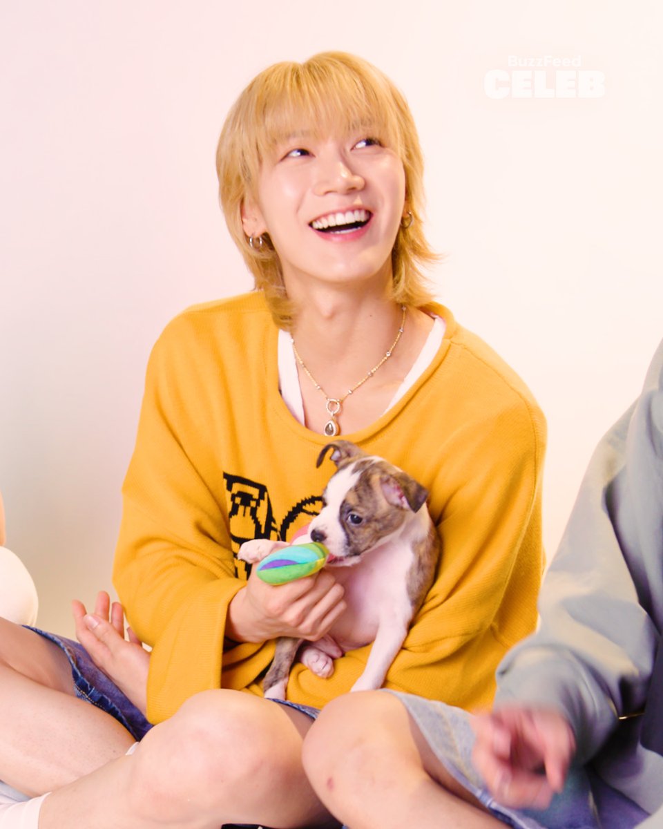 I'm with WINWIN, I'd rather eat than jog too. WayV Puppy Interview out NOW