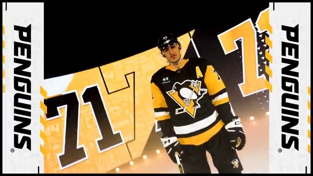 It's time for the show! 🐧