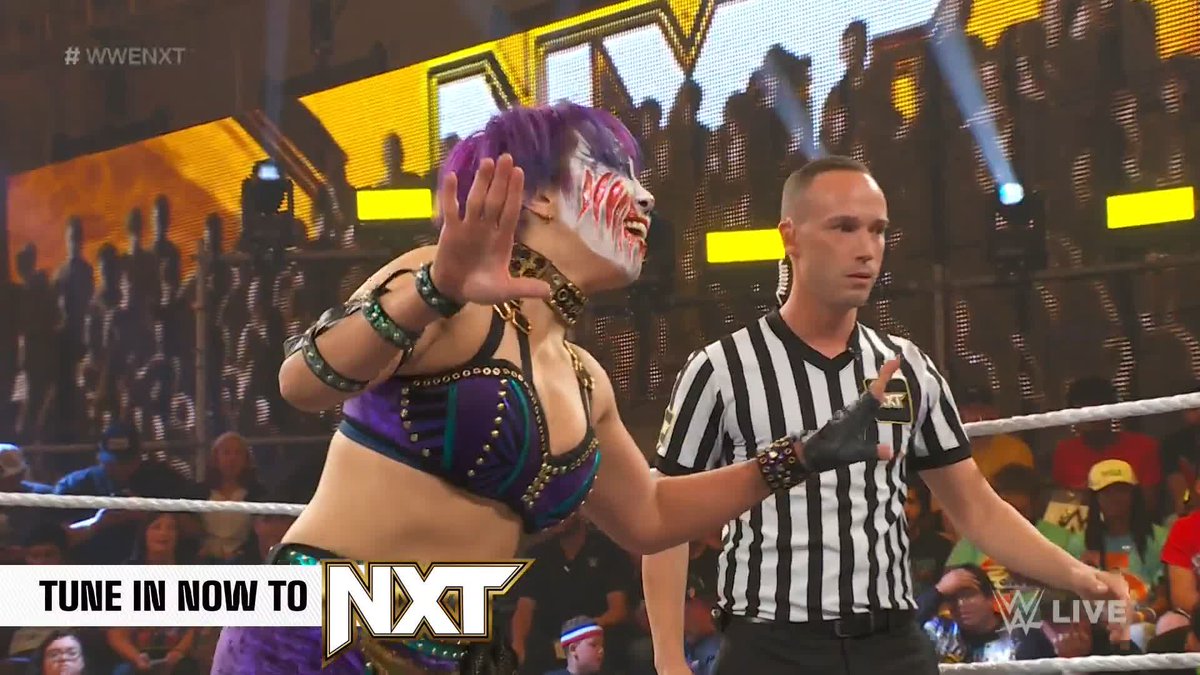 BREAKING: @ShotziWWE will be hosting #HalloweenHavoc Night 1alongside Scarlett Bordeaux! #WWENXT