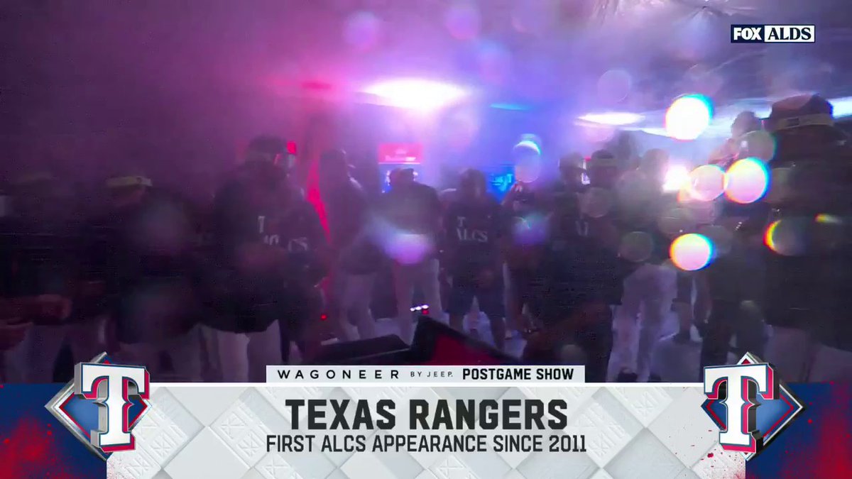 Soak it all in, Rangers! 🍾🍾🍾