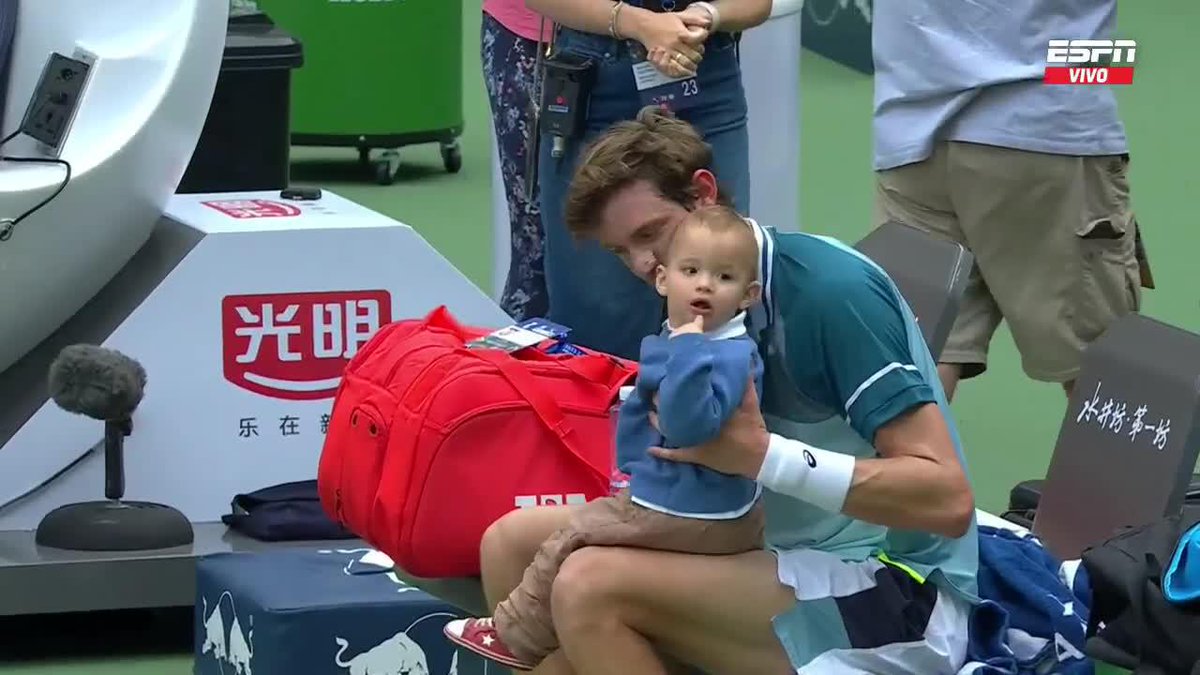 El video más tierno que vas a ver en el día. 😍👶 #Shanghai