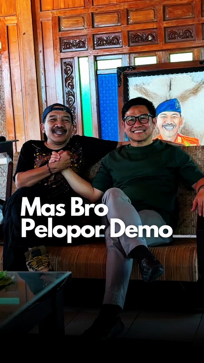 Mas Brotoseno, aktivis senior yg tetap menjadi aktivis sampe sekarang. Beliau ini hebat, berkat beliau ini aksi demontrasi di negeri ini ada. Istilahe mas Bro pelopor demo. Bagi saya Mas Brotoseno ini juga layaknya Kiai alias pengasuh pesantren. Bedanya santri beliau ini tukang becak, seniman, dan kaum marginal lainnya. Top markotop! Sehat selalu mas, maturnuwun doa dan dukungannya untuk saya dan mas Anies. Bismillah #haqqulyaqinAMIN #AniesMuhaimin2024