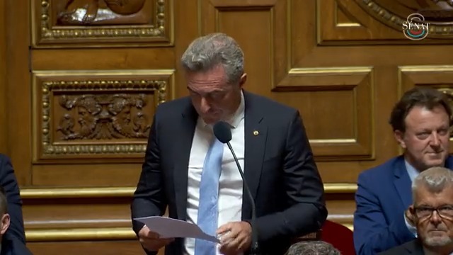🎥 Allez-vous dissoudre les Frères Musulmans ? Allez-vous ordonner la dissolution des collabos du Hamas ? Allez-vous mettre hors d'état de nuire cette cinquième colonne ? La gangrène est déjà partout chez nous, et la gangrène, on l'élimine ou on en crève !