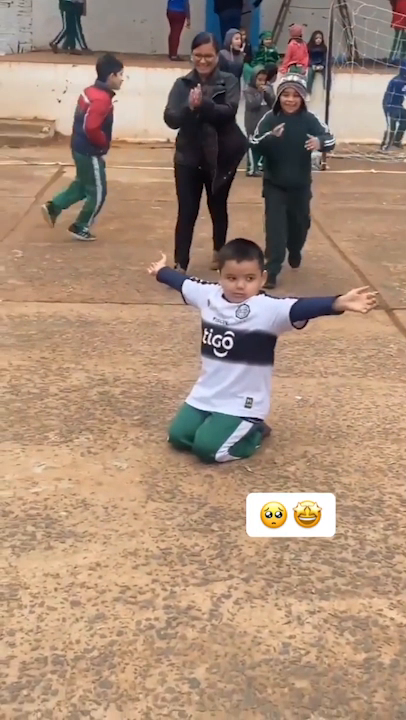 Ganando la Copa Recreo. 🤩 🏆 (vía Angélica Alonso)