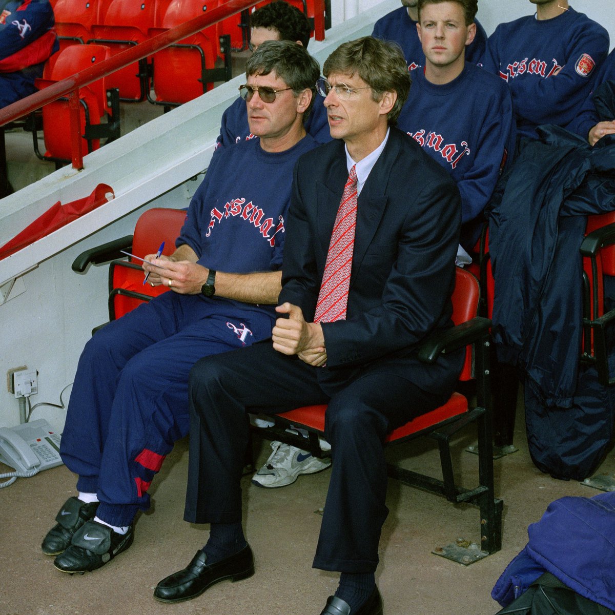 🗓 On this day in 1996, Arsène Wenger took charge for the first time... Starting with a victory ❤️