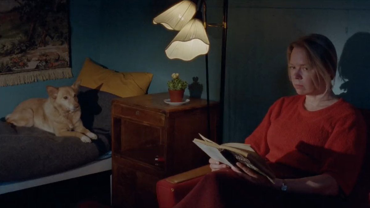 The trailer for Aki Kaurismäki's Fallen Leaves is here 🍂