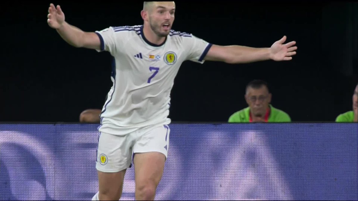 John McGinn thought he was fouled on the edge of the box but the referee says play on.. ❌ #Euro2024
